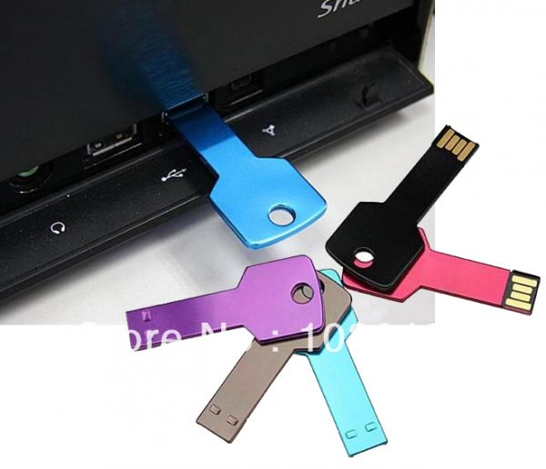 Pen Drive 8GB  Criativo chave metal modelo Flash USB 2.0